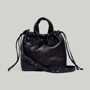 Madewell The Piazza Leather Crossbody Bag in Black